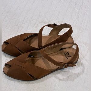 Earth Origins Palomos Percy Peep Toe Sandals Brown Nubuck Leather size 7.5